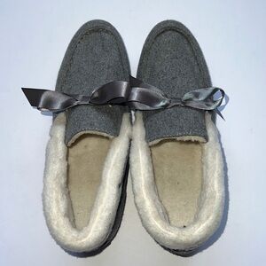 Vionic Women’s Haven Shirley Slippers Size 6